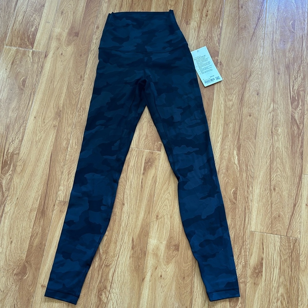 New Lululemon Align Super High Rise 28” camo grey black size 4